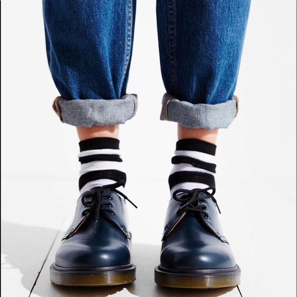 dr martens 1461 navy blue